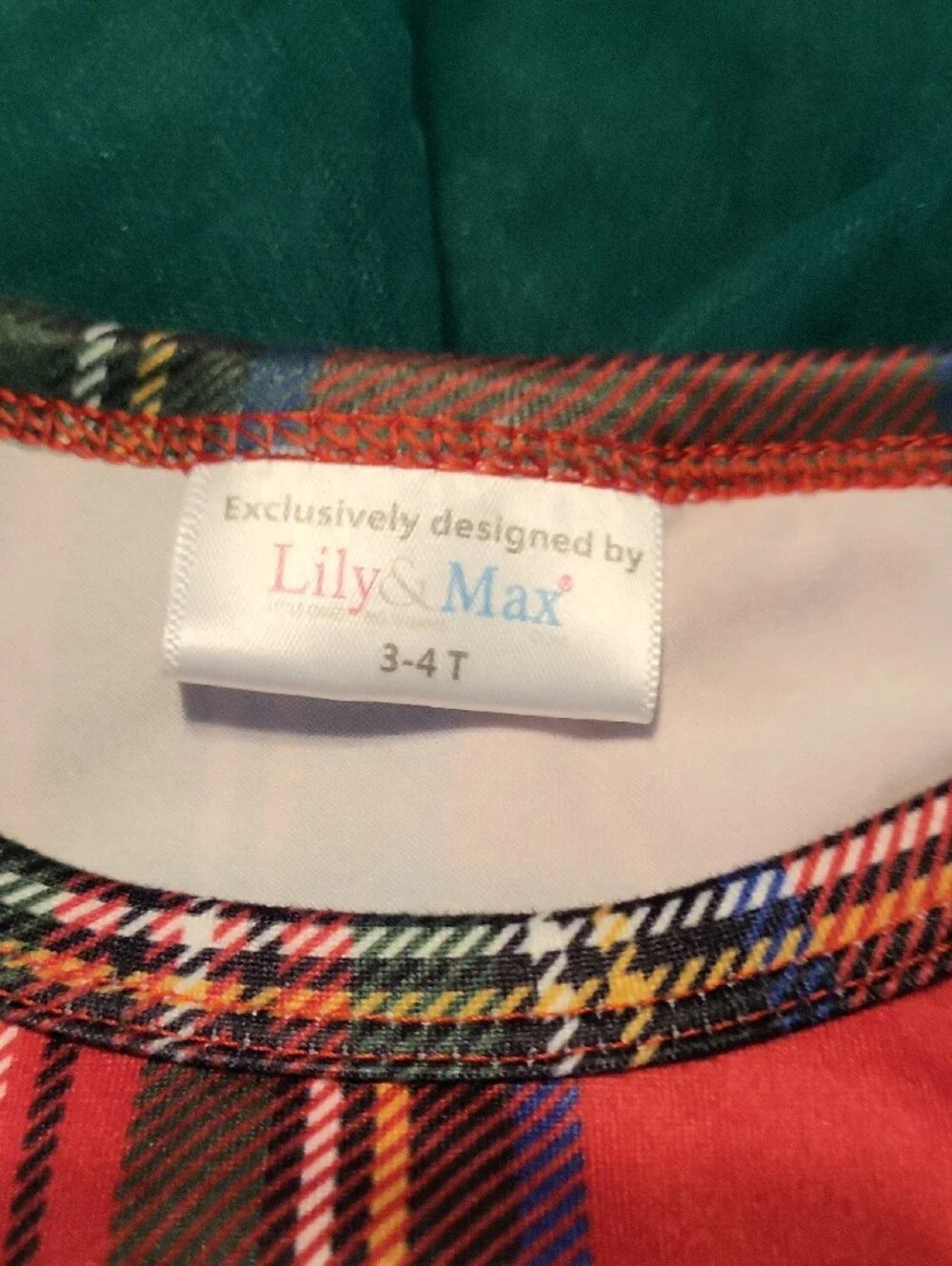 Lilly & Max charming red